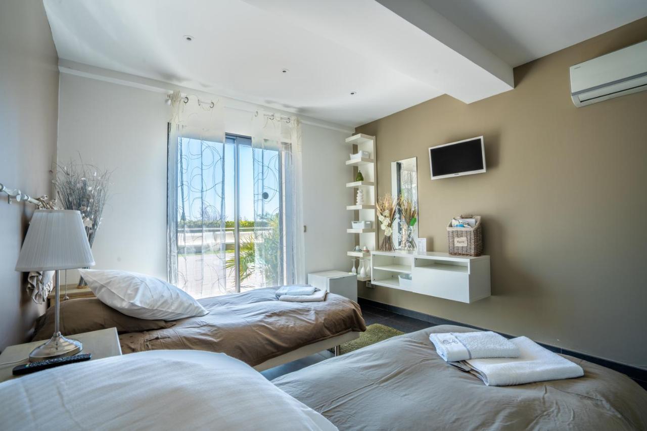 Villa Louancelie B&B Cavalaire-sur-Mer Eksteriør bilde