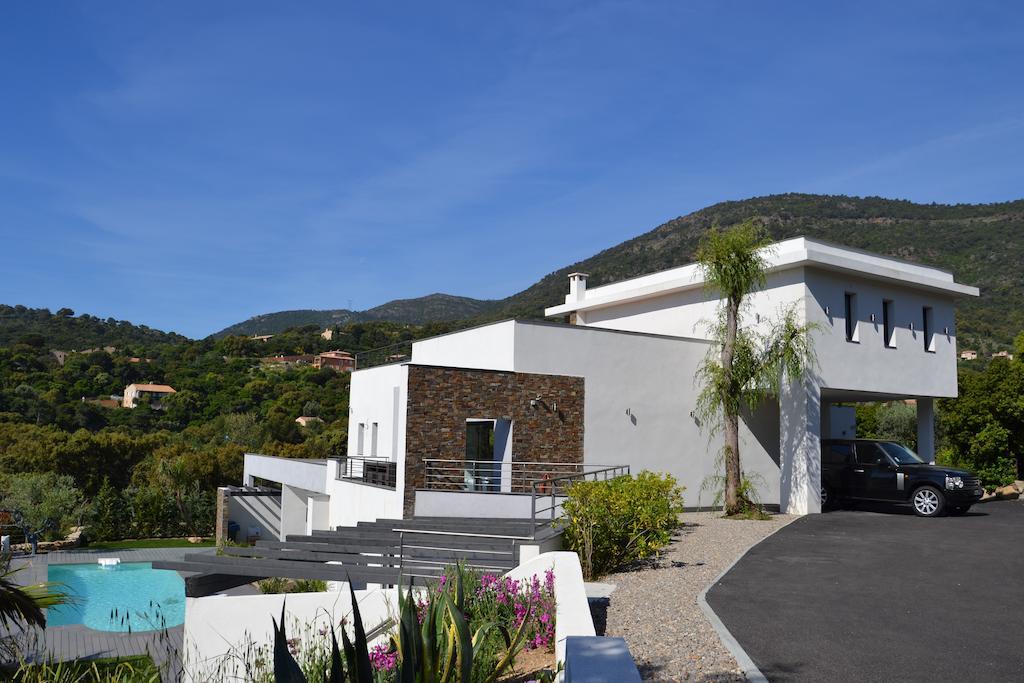 Villa Louancelie B&B Cavalaire-sur-Mer Eksteriør bilde