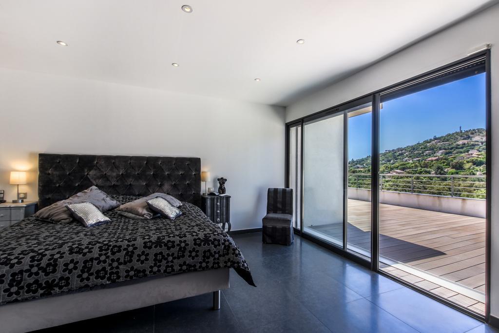 Villa Louancelie B&B Cavalaire-sur-Mer Eksteriør bilde