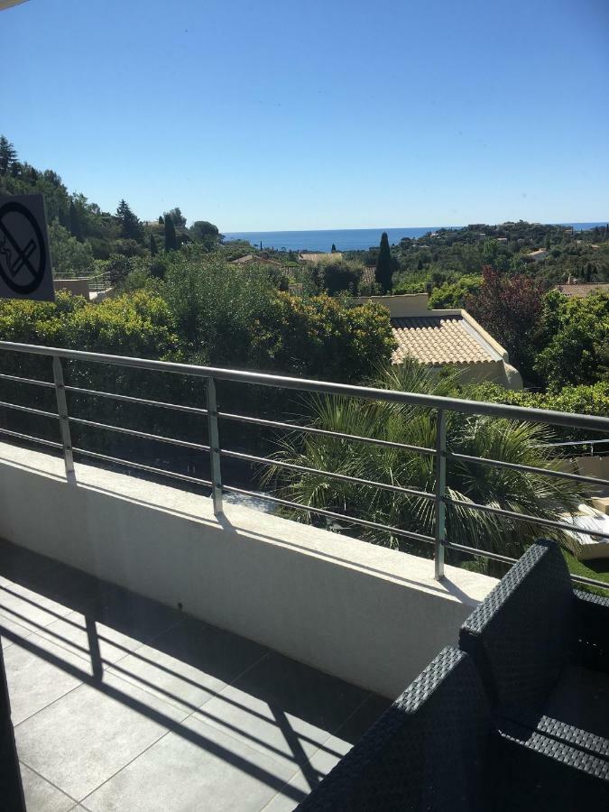 Villa Louancelie B&B Cavalaire-sur-Mer Eksteriør bilde